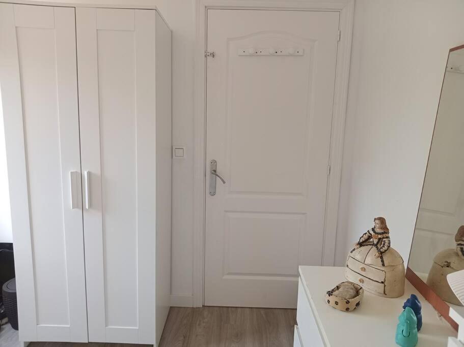 イルンPreciosa Casa Bi-Familiar Al Lado De Donosti.アパートメント エクステリア 写真